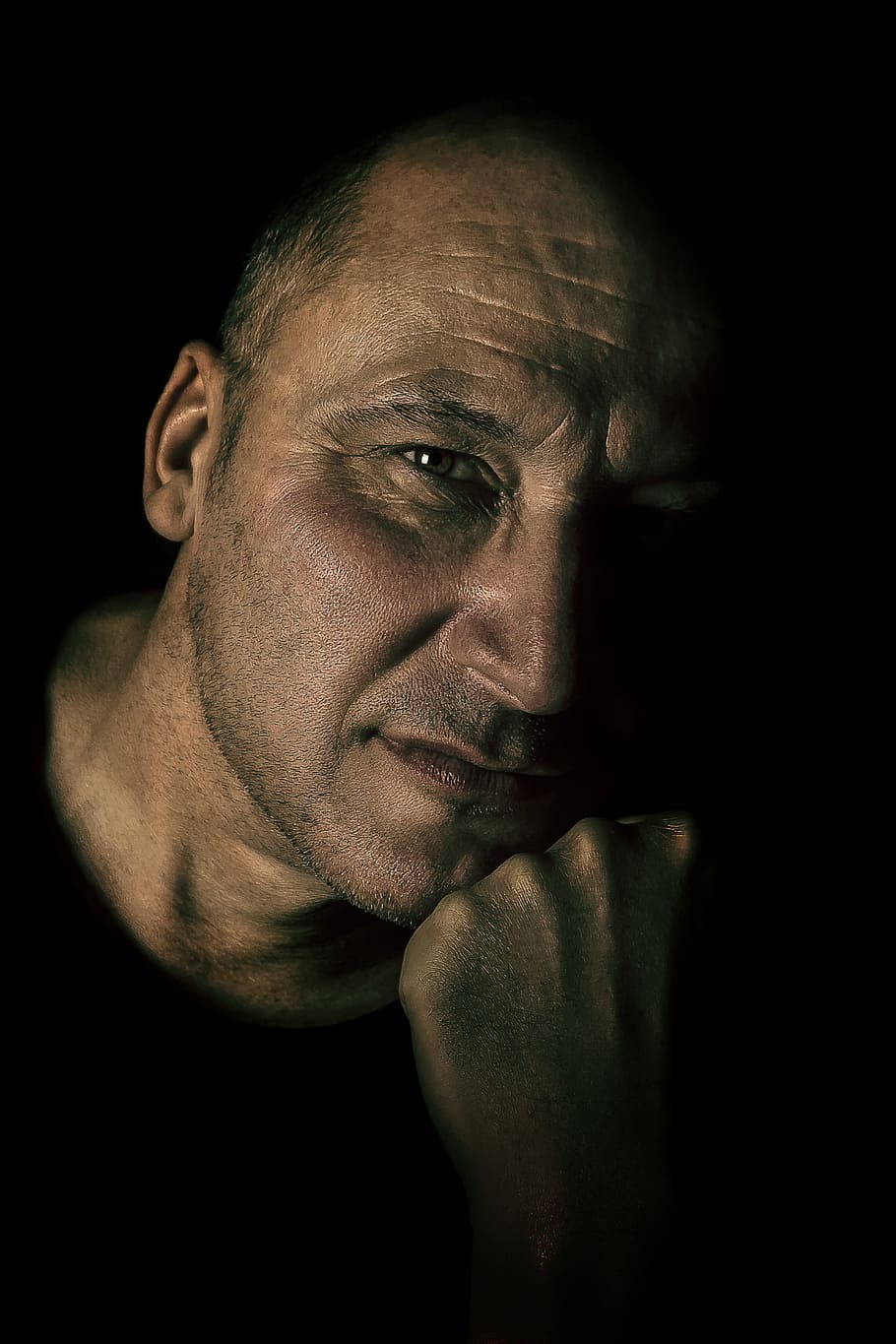 Daniel Craig, dark, face, fine-looking, guy, handsome, male, man HD wallpaper