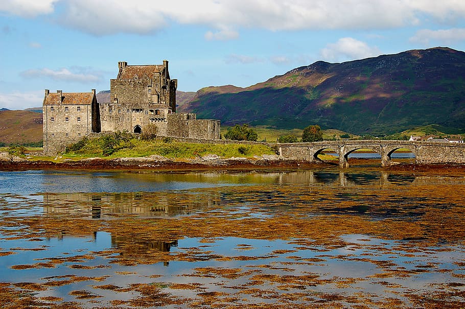 Scotland, Eilean Donan, higlander, sky, water, architecture HD wallpaper