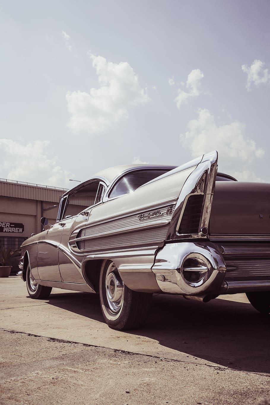 classic gray sedan under white sky, oldtimer, chrome, vintage HD wallpaper
