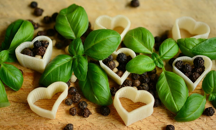 green leaf plant, basil, pepper, peppercorns, noodles, pasta HD wallpaper