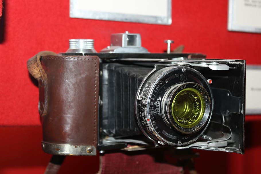 exhibit, old camera, rarity, close-up, retro styled, technology HD wallpaper