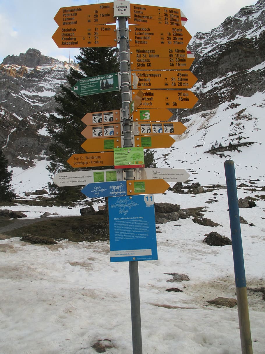 directory, signposts, shield, hiking trails, arrow, away, mountains HD wallpaper
