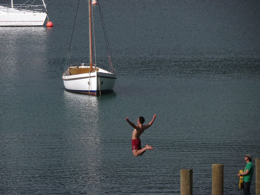 jump, ocean, water, red, man, jetty, boat, joy, summer, swim HD wallpaper