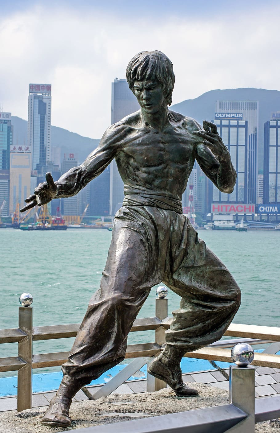 Bruce lee statue 1080P, 2K, 4K, 5K HD wallpapers free download | Wallpaper  Flare