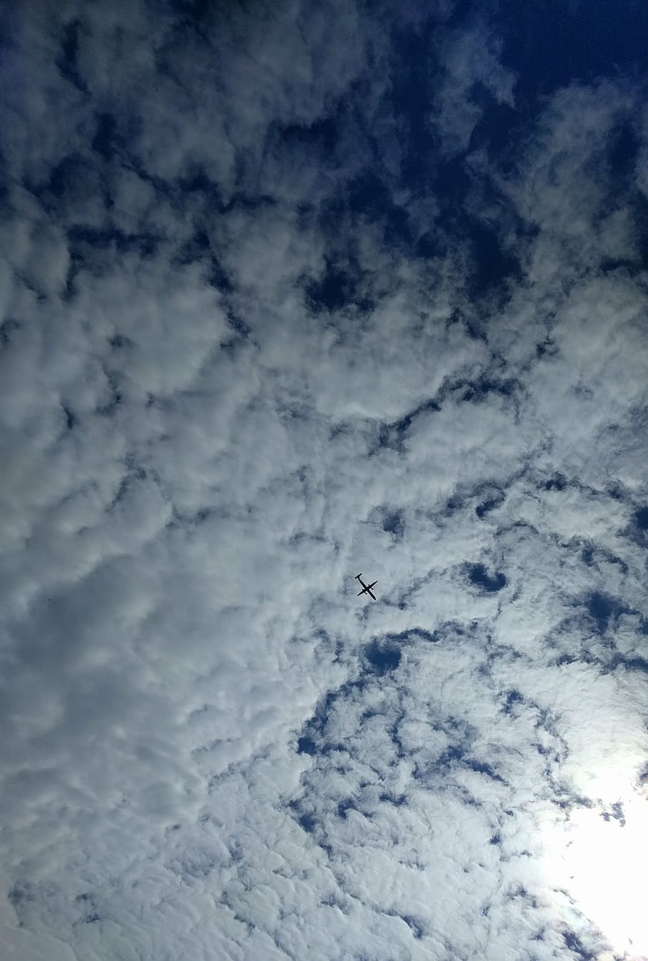 sky, clouds, airplane, dash 8, into the sun, nature, blue, weather HD wallpaper