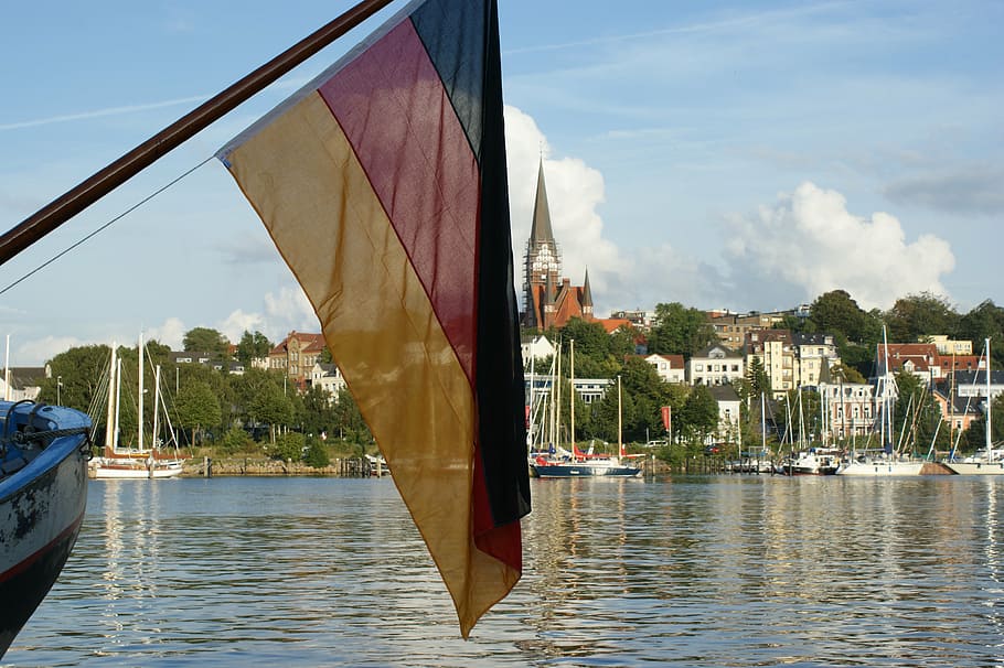 flensburg, germany, flag, harbour, seaday, ships, boats, harbor HD wallpaper