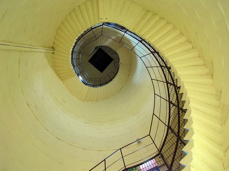 tower, stairs, lantern, round, descend, curly, krynica sea HD wallpaper
