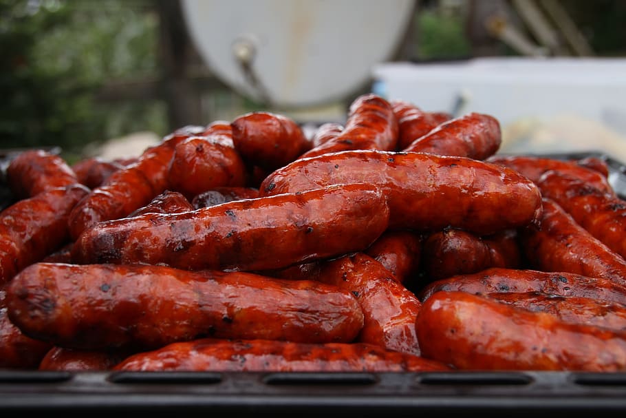 pile of grilled sausages, chorizo, bbq, barbecue, food, cooking
