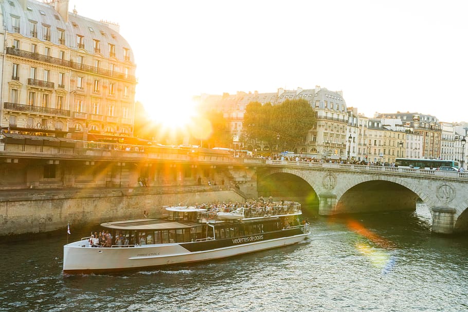 city, cars, vehicles, landscape, architecture, boat, bridge, buildings HD wallpaper
