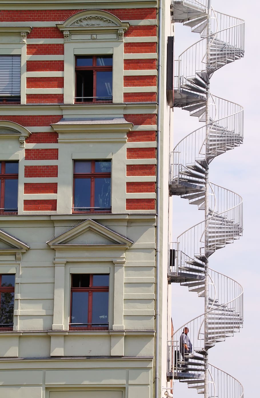 spiral staircase, stairs, fire escape, architecture, building, HD wallpaper