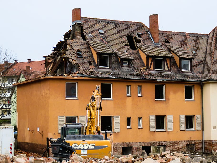 yellow excavator near brown house, architecture, building, home HD wallpaper