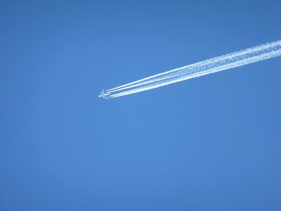 contrail, sky, blue, flight, dom, clear, nice weather, aircraft HD wallpaper