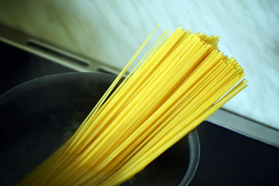 Spaghetti, Noodles, Pasta, Boiling, cooking, water, pot, stove HD wallpaper