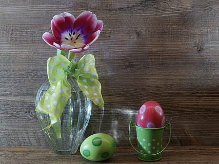 clear glass vase with Easter egg decors, easter eggs, food HD wallpaper