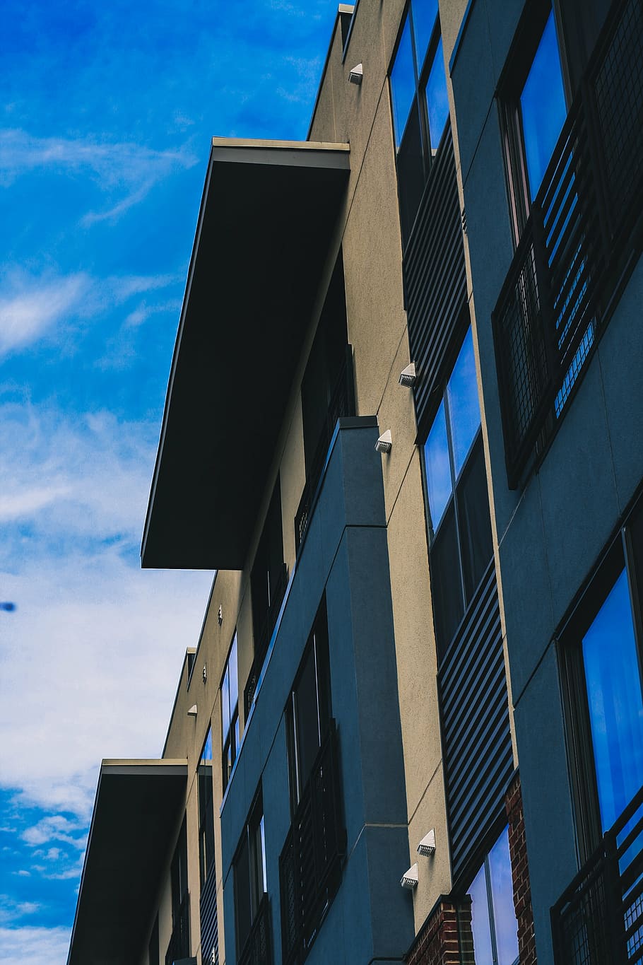 architecture, building, low angle shot, perspective, building Exterior HD wallpaper