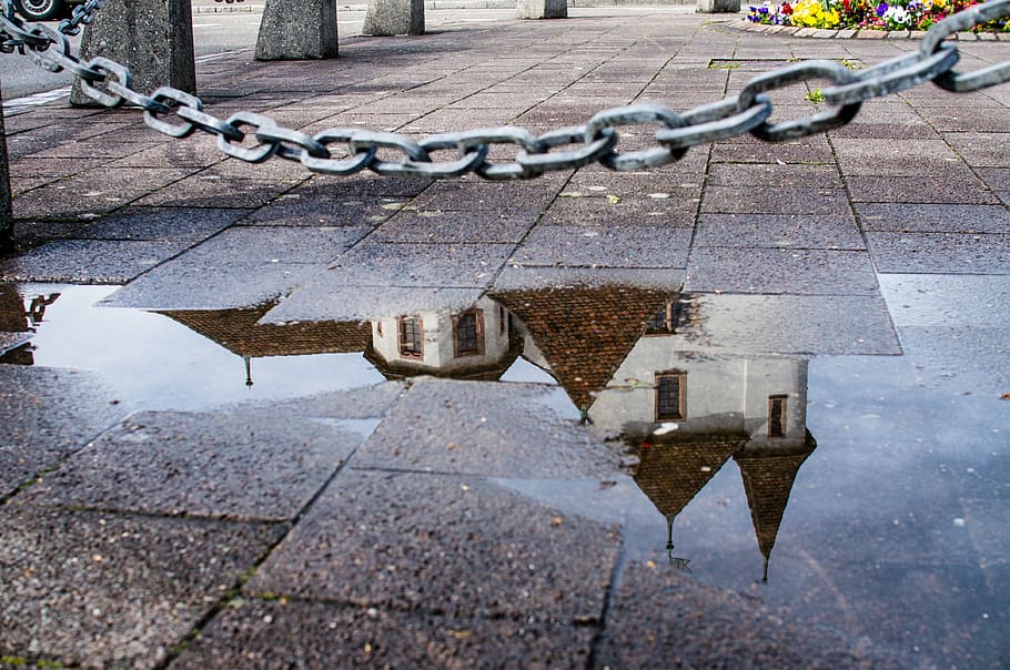 gray chain above brown tile pavement, castle, pratteln, mirroring HD wallpaper
