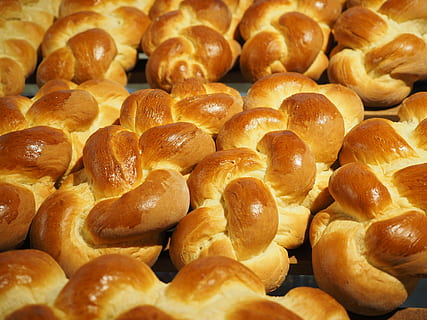 brown pastry lot, butterzopf, hefekranz, easter braid, vteig HD wallpaper