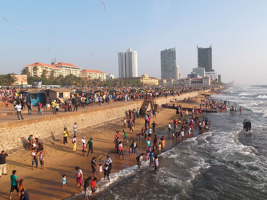 people on shore near buildings during daytime, Colombo, Sri Lanka HD wallpaper