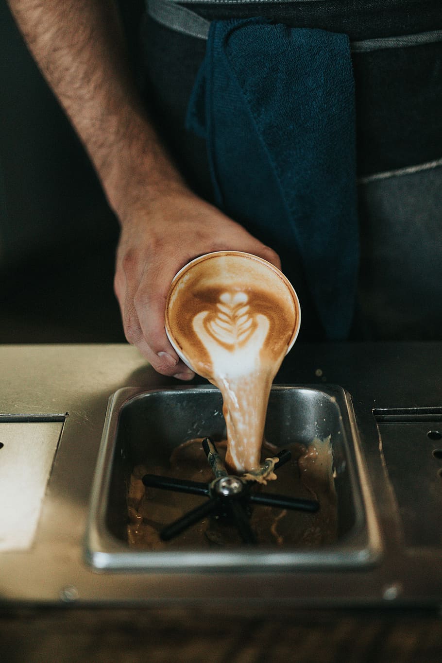 person holding cup, person pouring coffee on mixer, hand, latte HD wallpaper