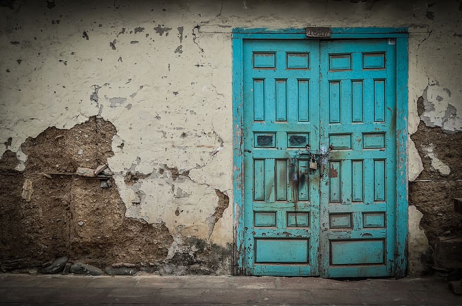 old, door, wall, violence, worn, hardware, wood, porticón HD wallpaper