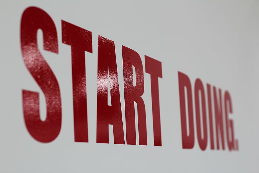 red start doing text, lettering, wall, sign, communication HD wallpaper