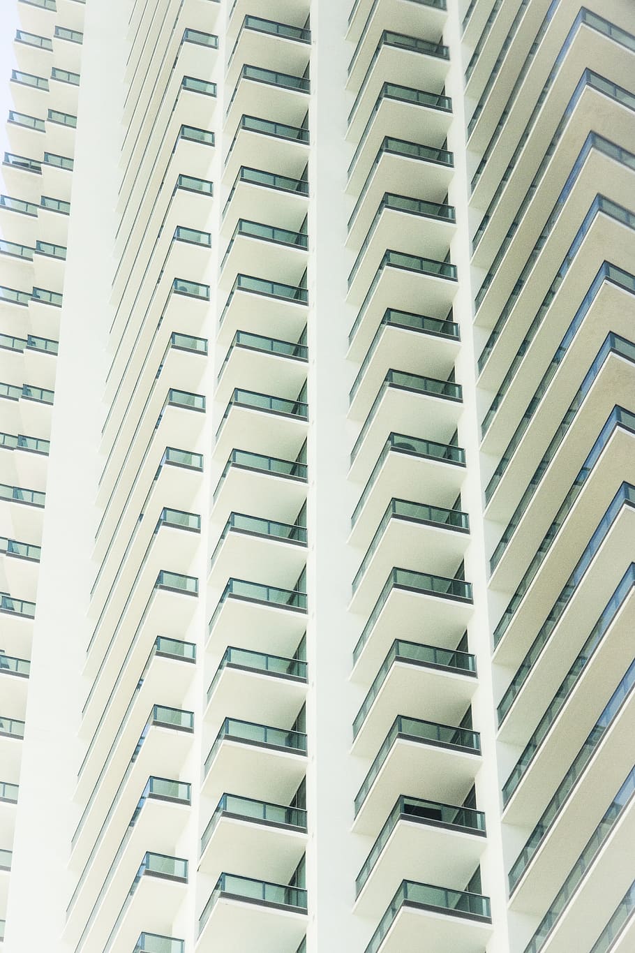 bottom-view of a high rise building, architecture, miami, windows