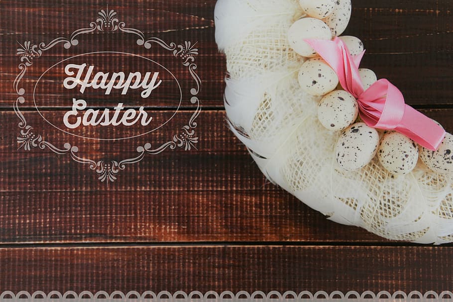 photography of Happy Easter wreath, eggs, ornaments, easter eggs HD wallpaper