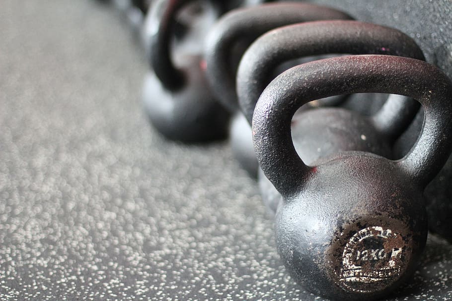 close-up photo of black kettle bells, dumbbells, weight, kilo HD wallpaper