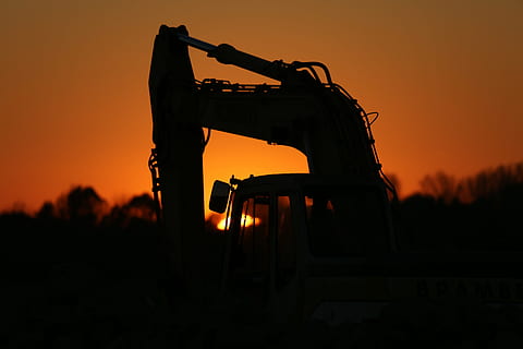 silhouette of excavator, excavators, construction machine, evening HD wallpaper