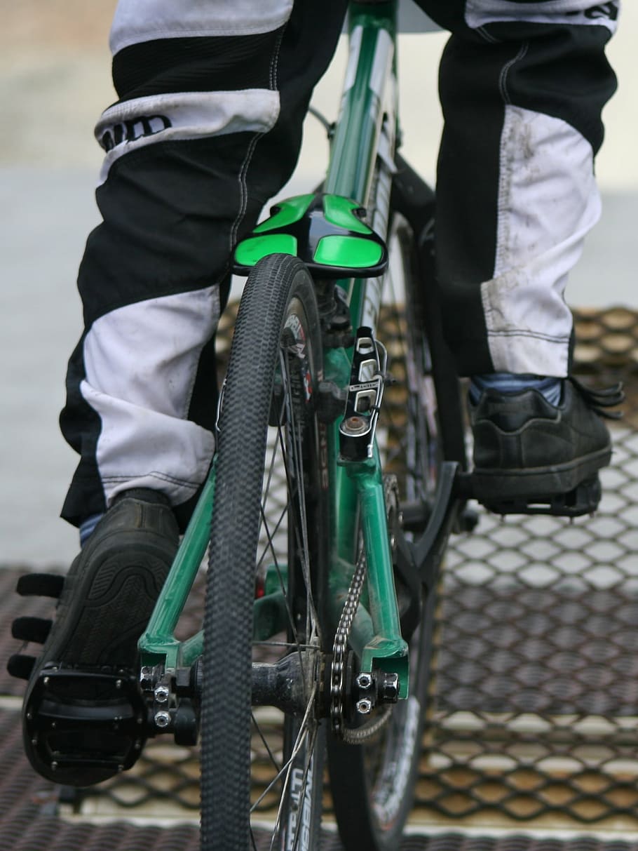 bmx, race, gate, pedal, fast, athlete, sport, bicycle, bike HD wallpaper