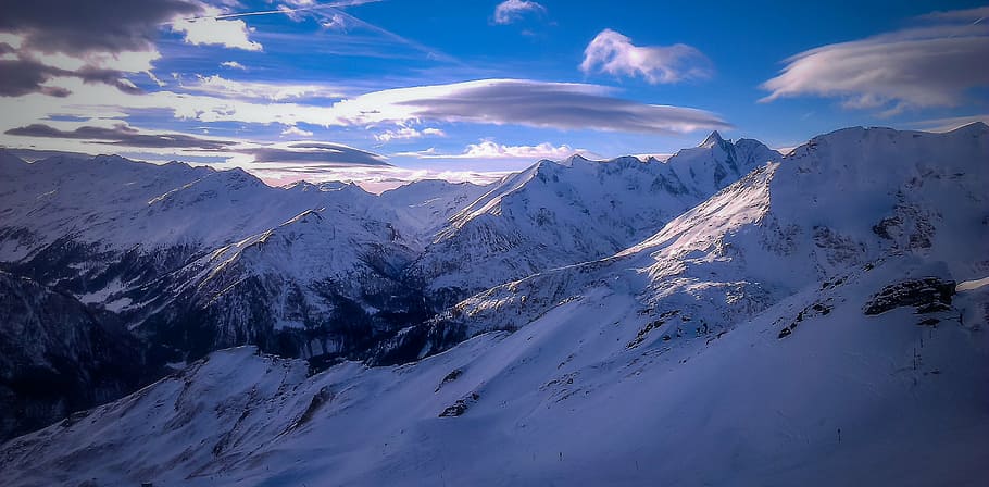 aerial photography of mountain covered with snow at daytime HD wallpaper