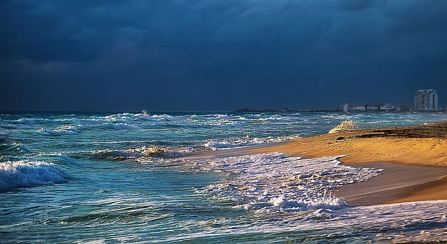 photo of ocean under blue cloudy sky, sea, beach, waves, coastline HD wallpaper