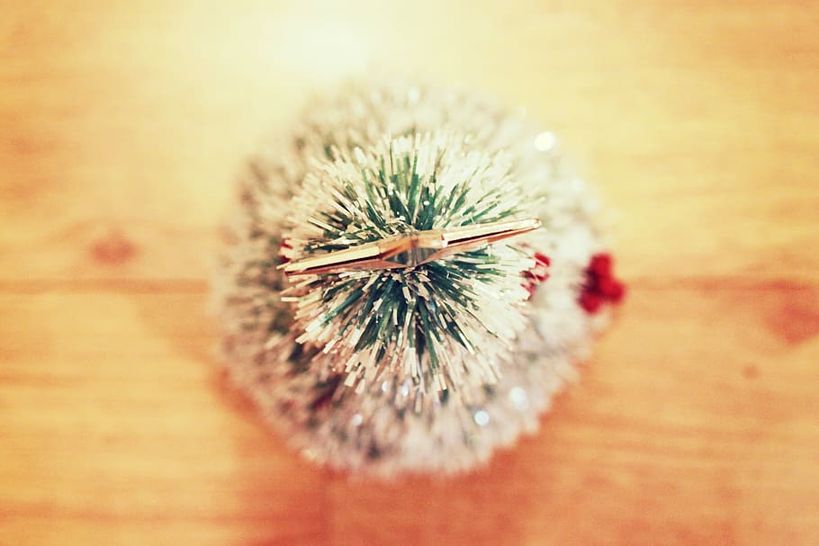 top view of silver Christmas Tree Star, wood - Material, close-up HD wallpaper