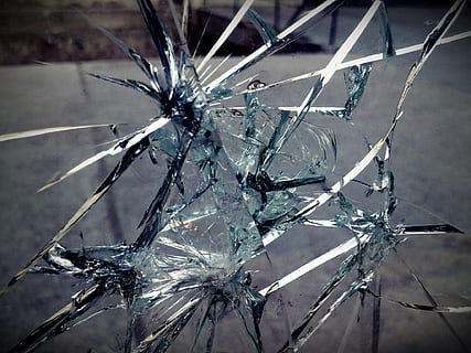closeup photo of broken glass, break, cracks, texture, piedrazo HD wallpaper