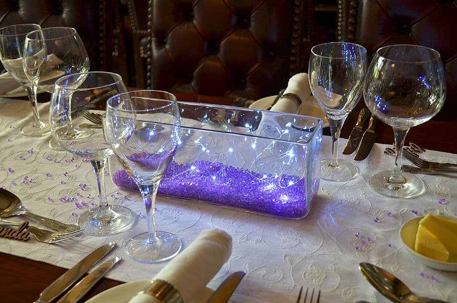 wedding table, table decoration, glasses, household equipment HD wallpaper
