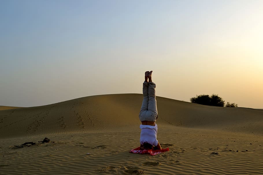 sand, desert, india, yoga, jaisalmer, amiyoguis, blue, sky, HD wallpaper