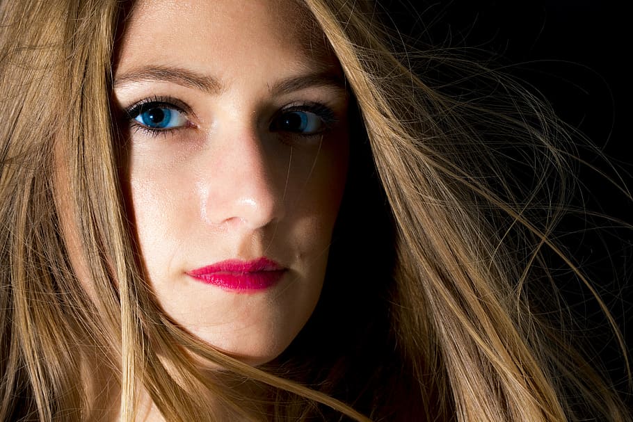 portrait photography of woman wearing red lipstick, blue eye, HD wallpaper