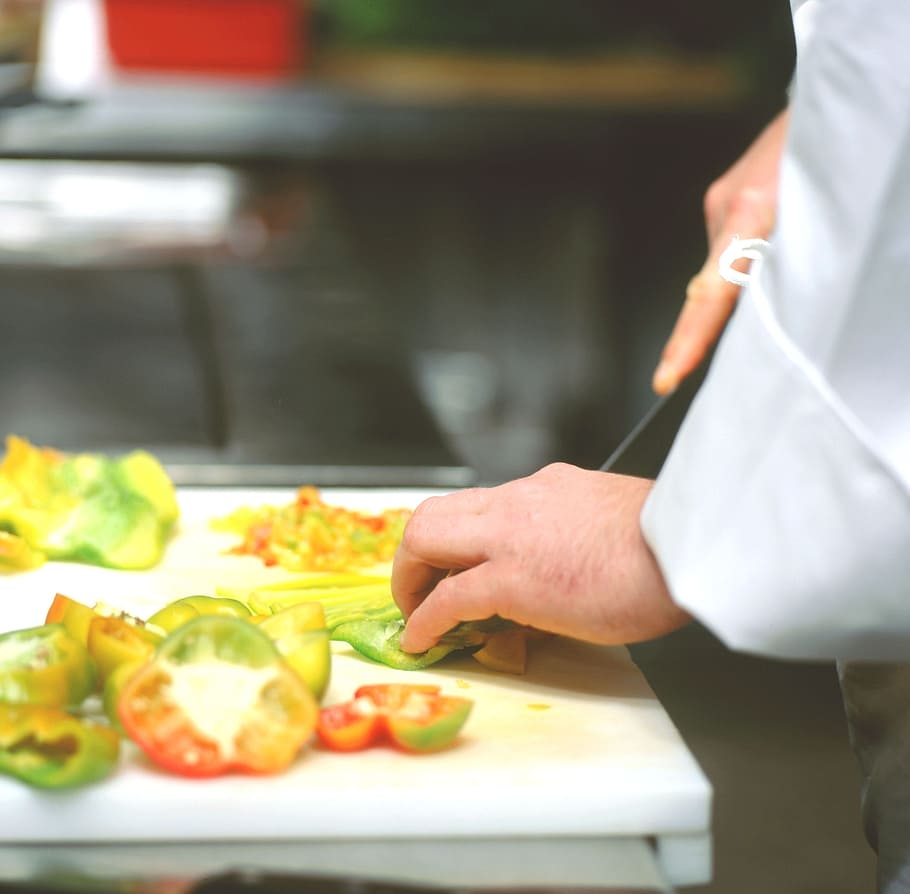 cook, kitchen, eat, food and drink, freshness, one person, human hand HD wallpaper