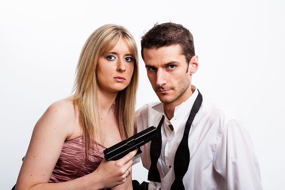 man, couple, people, woman, attack, dangerous, gun, mugging, weapon HD wallpaper