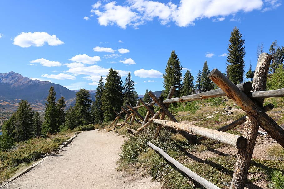 fence, logs, trail, colorado, wood, clouds, trees, nature, travel HD wallpaper