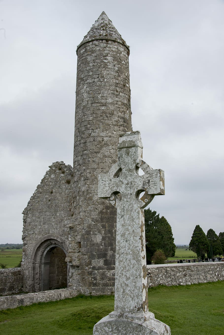 Clonmacnoise, Monastery, Religion, Grave, celtic cross, cemetery HD wallpaper