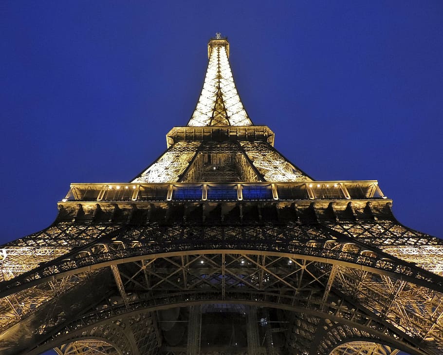 eiffel tower, paris, france, lit up, light, architecture, landmark HD wallpaper