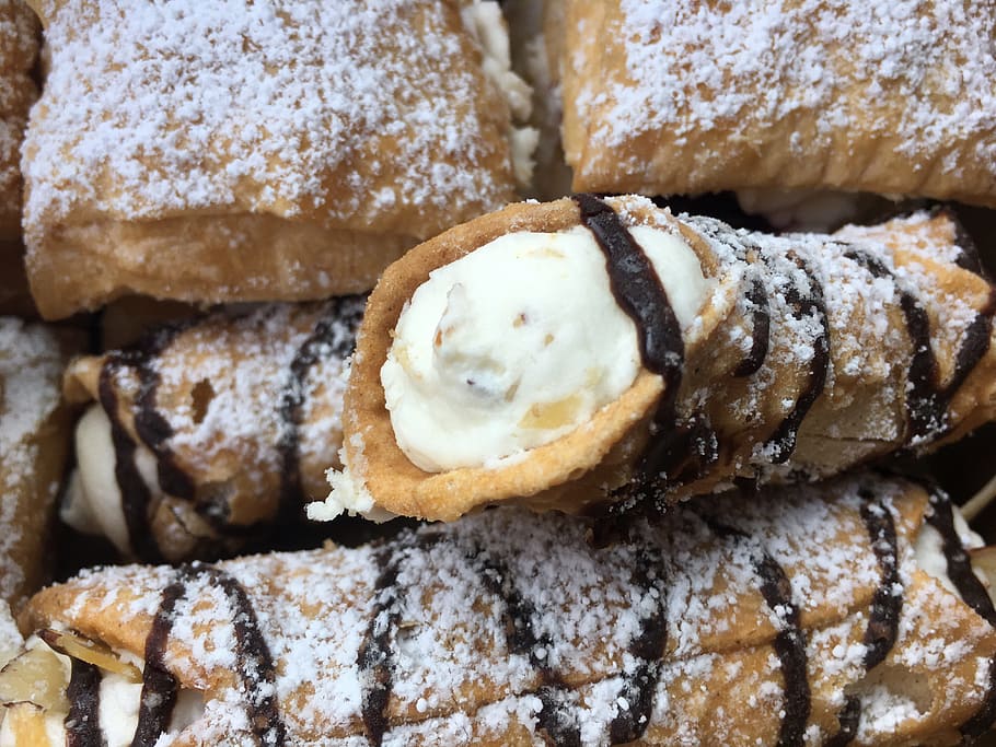 pastry, french, cannoli, puffs, baked, cream, dessert, food