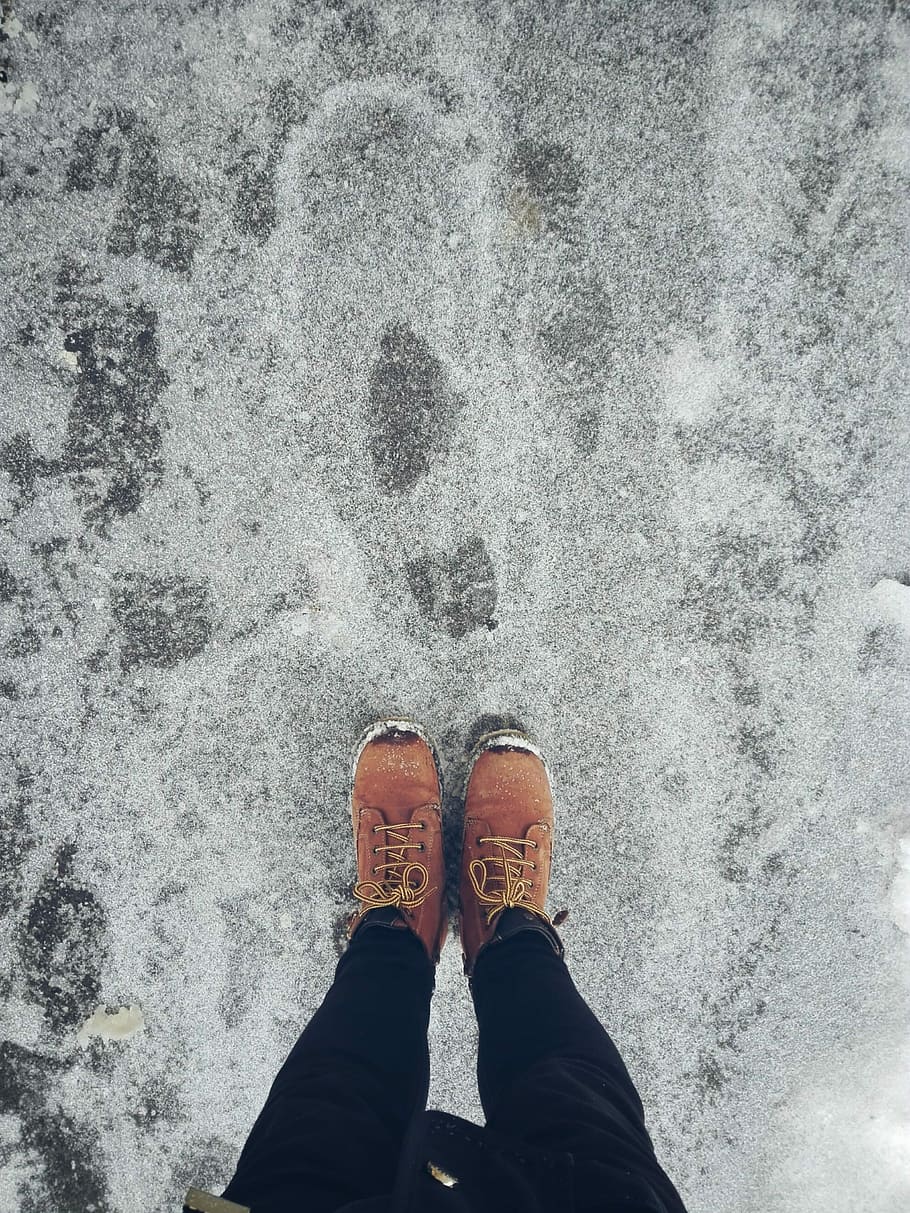 snowyspring, person standing on gray sand, boots, looking down HD wallpaper