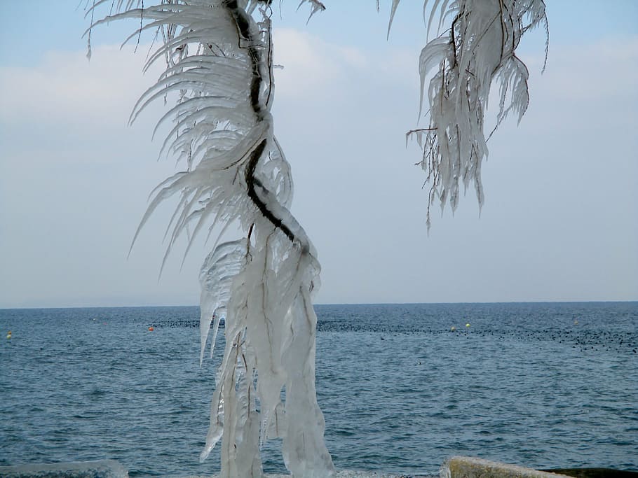blue ocean under blue sky, winter, ice, icicle, ice formations HD wallpaper