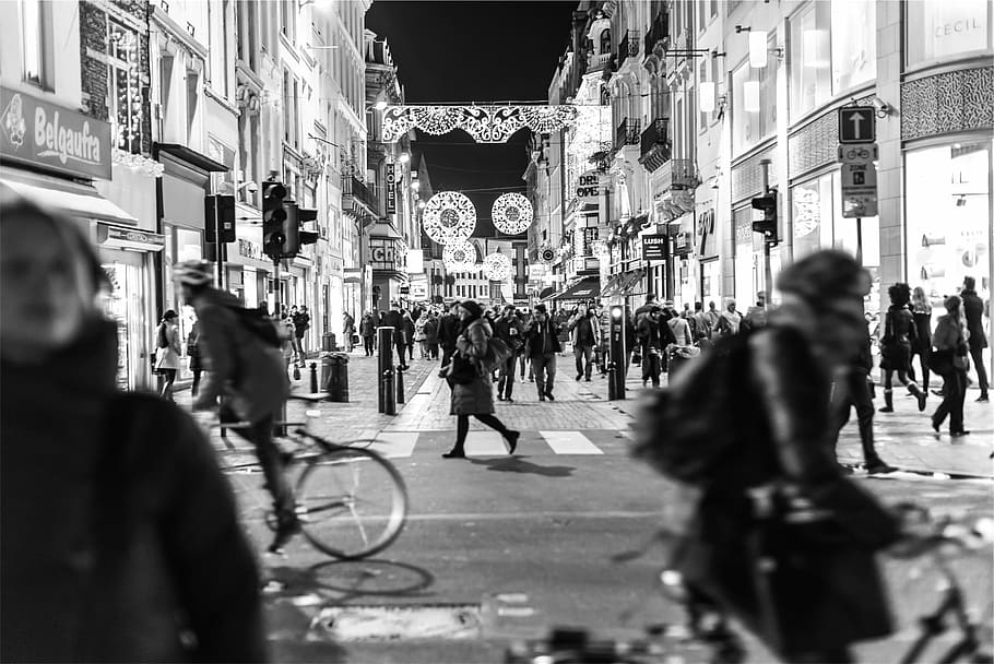 grayscale photography of people passing by, crowd, busy, streets, HD wallpaper