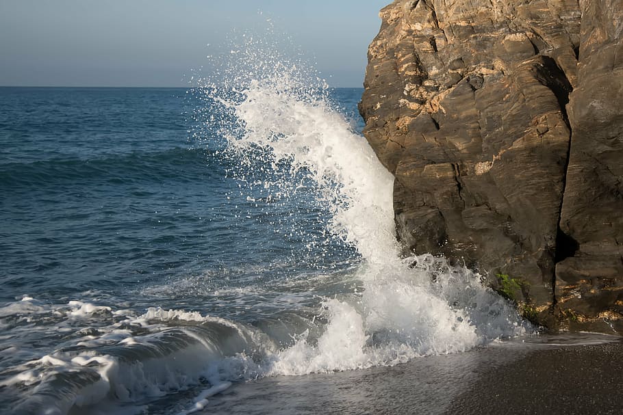 seawaves smashing through rock formation, breakwater, rocks HD wallpaper