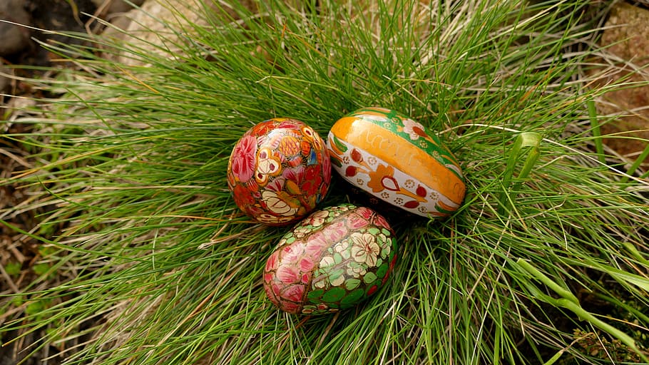 three egg decor on green grass, easter, happy easter, easter eggs HD wallpaper
