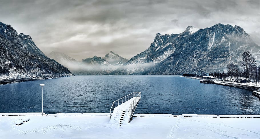 gray dock coated with snow in front of sea, traunsee, lake HD wallpaper