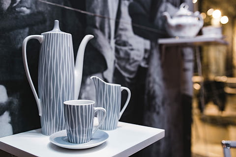 Collection of ceramic pottery, dishes, dishware, kitchenware HD wallpaper